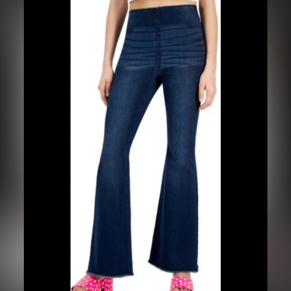 NWT Tinseltown Women Hi-Rise Pull on Flare Jeans Size 18W